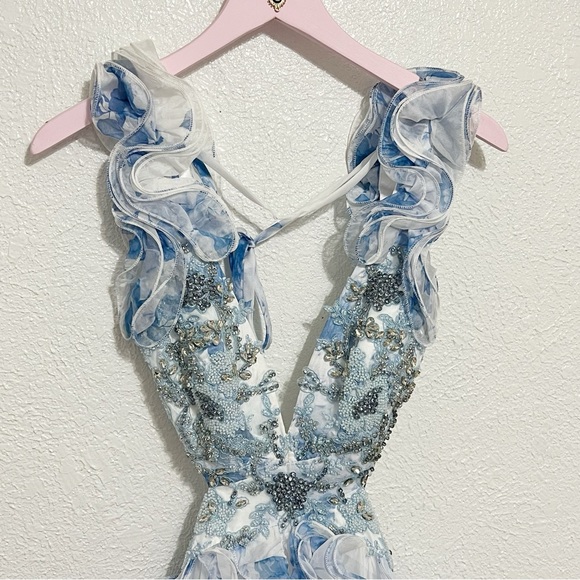 NWT Mac Duggal Floral Lace Up Tie Back Ruffle Shoulder Embellished Gown - Picture 3 of 10